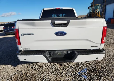 2015 Ford F150 Supercrew z USA, uszkodzony, nr VIN 1FTFW1EF4FFA43578